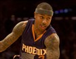 Isaiah Thomas resultó decisivo para los Suns en el último cuarto frente a Warriors