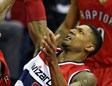 Bradley Beal fue el máximo anotador de unos Wizards a los que los Raptors no pudieron frenar anoche