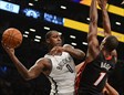 Andray Blatche aportó mucho a los Nets en el tercer partido ante Miami Heat