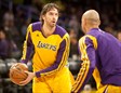 Pau Gasol anotó 25 puntos pero los Lakers sufrieron una sonora derrota