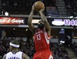 James Harden fue el gran líder de Houston al anotar 43 puntos en 3 cuartos