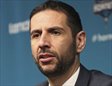 James Borrego en rueda de prensa con Hornets