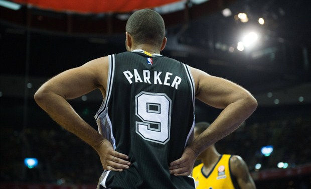 Tony Parker estuvo imparable ante Detroit Pistons